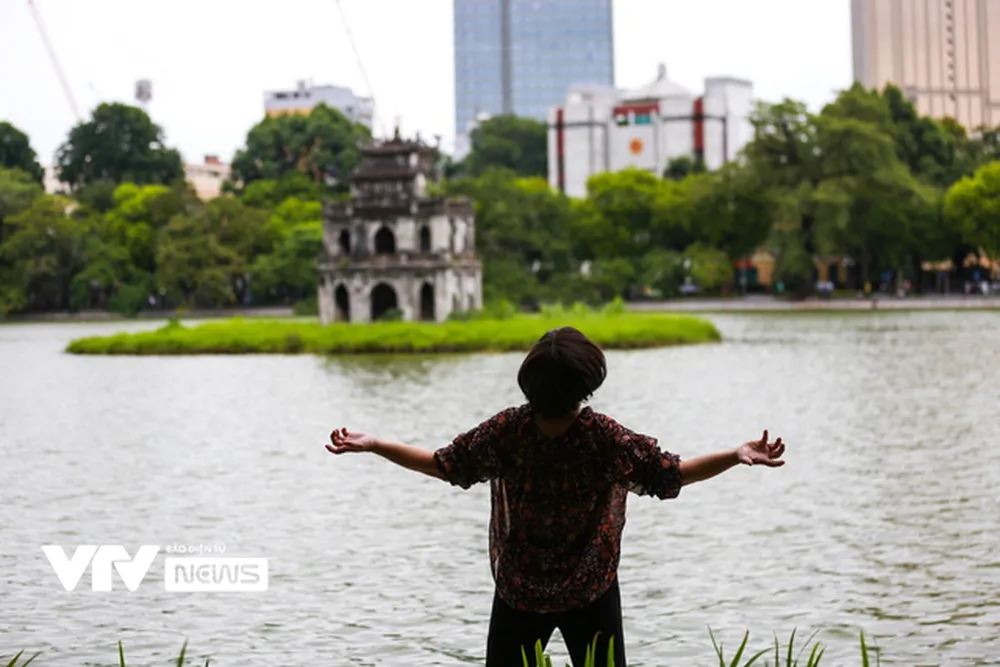 Cuộc sống bình thường mới - những điều giản đơn có giá bằng mồ hôi, công sức và hi sinh - Ảnh 1.