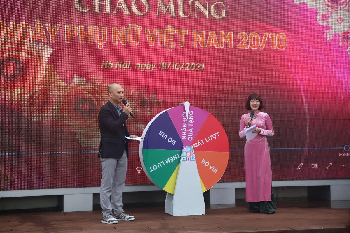 Đài THVN rộn ràng chào mừng ngày Phụ nữ Việt Nam (20/10) - Ảnh 18. Đài THVN rộn ràng chào mừng ngày Phụ nữ Việt Nam (20/10) - Ảnh 18.