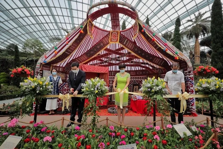 Lễ hội hoa tulip trở lại với nhiều bất ngờ tại Gardens by the Bay - Ảnh 1.