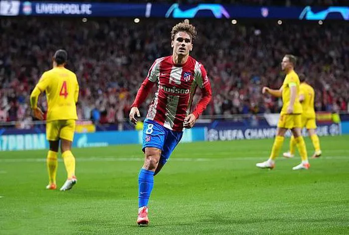 Griezmann từ người hùng hóa tội đồ, Liverpool thắng kịch tính Atletico Madrid - Ảnh 2. Griezmann từ người hùng hóa tội đồ, Liverpool thắng kịch tính Atletico Madrid - Ảnh 2.