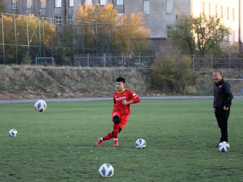 HLV Park Hang-seo giải tỏa áp lực cho các học trò trước thềm Vòng loại U23 châu Á 2022 - Ảnh 5. HLV Park Hang-seo giải tỏa áp lực cho các học trò trước thềm Vòng loại U23 châu Á 2022 - Ảnh 5.