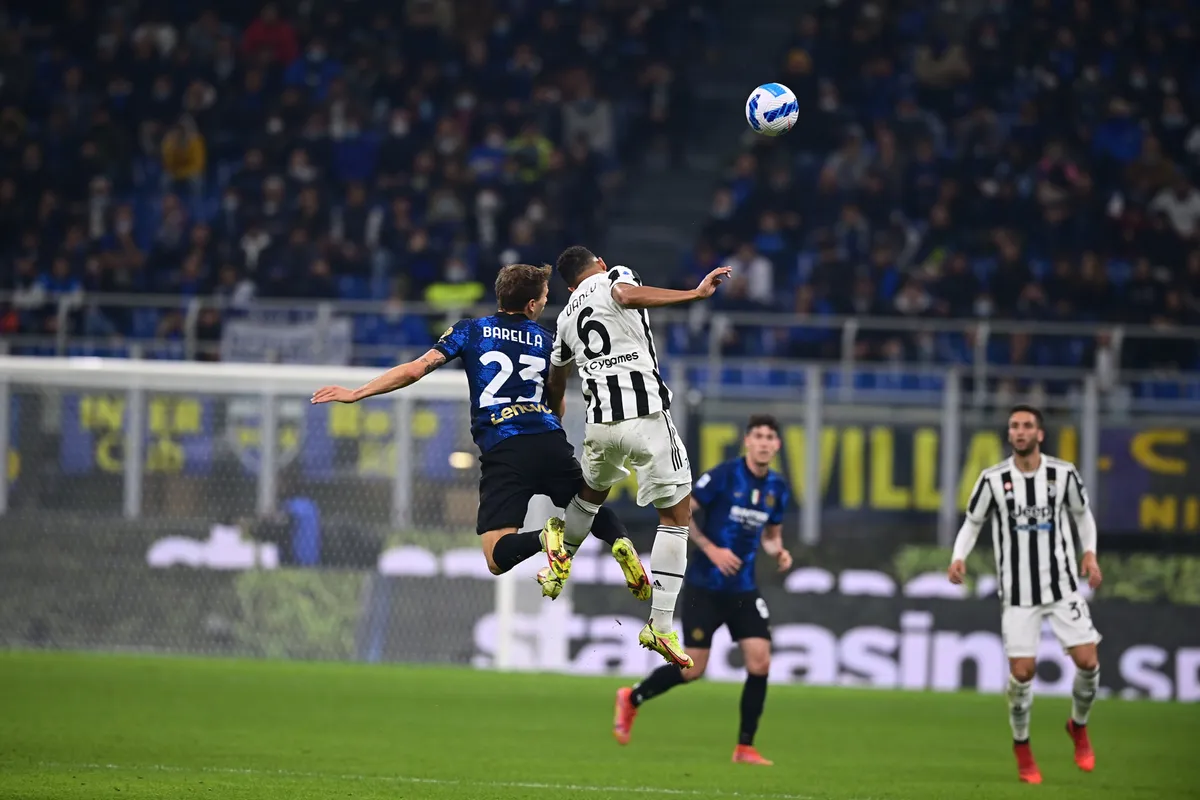 Inter Milan chia điểm trước Juventus trong trận Derby d’Italia - Ảnh 4.