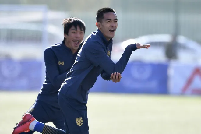 Vòng loại U23 châu Á 2022 | U23 Thái Lan chia điểm với U23 Mông Cổ - Ảnh 1. Vòng loại U23 châu Á 2022 | U23 Thái Lan chia điểm với U23 Mông Cổ - Ảnh 1.