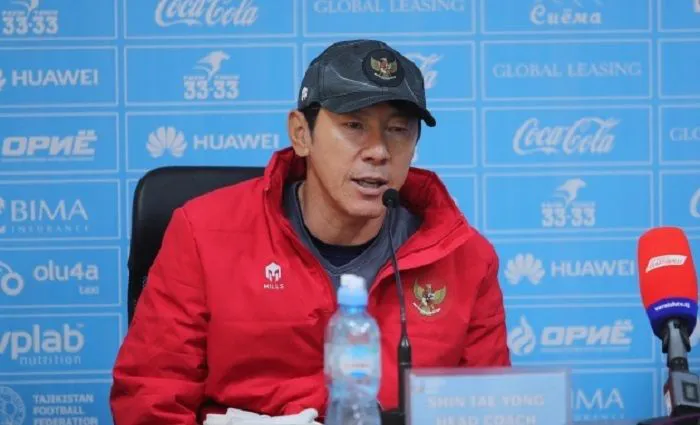 Vòng loại U23 châu Á 2022 | HLV U23 Indonesia nói gì sau trận thua sát nút U23 Australia? - Ảnh 3. Vòng loại U23 châu Á 2022 | HLV U23 Indonesia nói gì sau trận thua sát nút U23 Australia? - Ảnh 3.