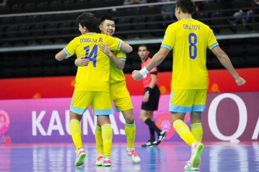 Brazil - Kazakhstan | Màn so tài của những cầu thủ Brazil | Tranh hạng ba FIFA Futsal World Cup Lithuania 2021™ (22h00 ngày 03/10 trực tiếp trên VTV6, VTV9 và VTVGo - Ảnh 2.