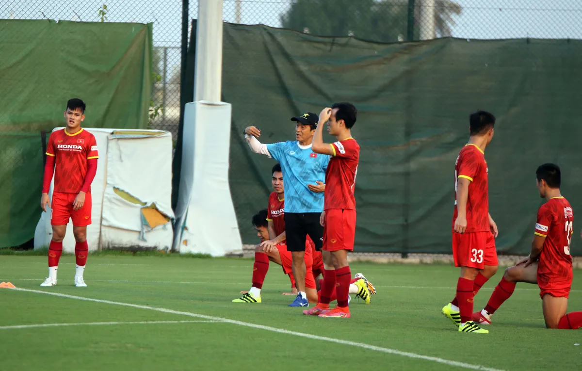 ĐT Việt Nam điều chuyển 2 cầu thủ sang U22 Việt Nam trước khi lên đường đi Oman - Ảnh 8. ĐT Việt Nam điều chuyển 2 cầu thủ sang U22 Việt Nam trước khi lên đường đi Oman - Ảnh 8.