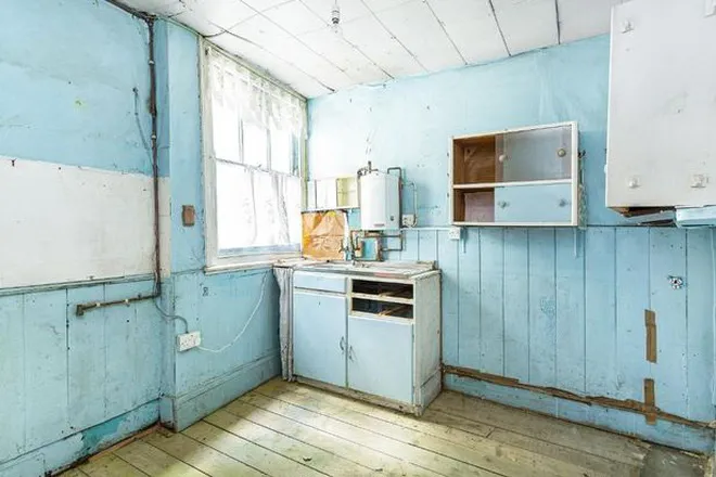 Điều bất ngờ đằng sau mức gi&aacute; 1 triệu bảng của căn nh&agrave; phố ở London - Ảnh 4.