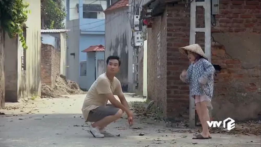 Phố trong làng - Tập 4: Sau cú lừa tinh quái, Nam kết bạn với con gái Chí Phèo Mến - Ảnh 9.