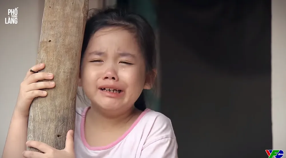 Phố trong làng - Tập 4: Sau cú lừa tinh quái, Nam kết bạn với con gái Chí Phèo Mến - Ảnh 15.