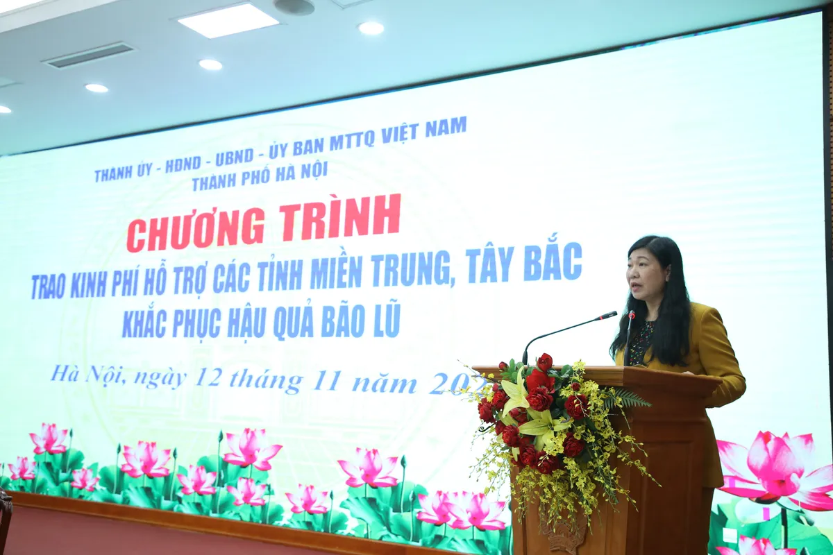 Hà Nội hỗ trợ 7 tỉnh miền Trung và Tây Bắc khắc phục thiệt hại do mưa lũ - Ảnh 1.