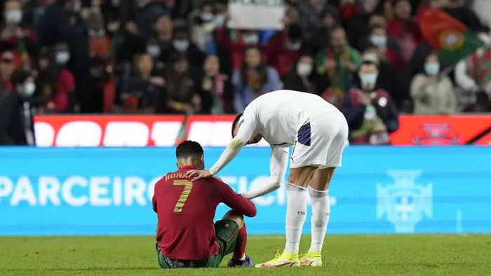 Ronaldo nói gì sau thất bại trước ĐT Serbia? - Ảnh 1. Ronaldo nói gì sau thất bại trước ĐT Serbia? - Ảnh 1.