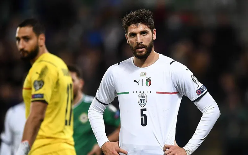 Báo chí Italia thất vọng khi nhà đương kim vô địch châu Âu không giành vé trực tiếp dự World Cup 2022 - Ảnh 2. Báo chí Italia thất vọng khi nhà đương kim vô địch châu Âu không giành vé trực tiếp dự World Cup 2022 - Ảnh 2.