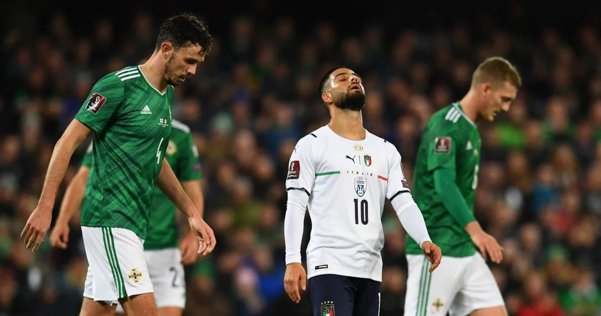 Báo chí Italia thất vọng khi nhà đương kim vô địch châu Âu không giành vé trực tiếp dự World Cup 2022 - Ảnh 1. Báo chí Italia thất vọng khi nhà đương kim vô địch châu Âu không giành vé trực tiếp dự World Cup 2022 - Ảnh 1.