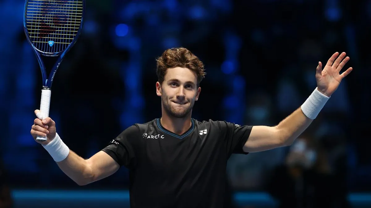 Ngược dòng thắng Cameron Norrie, Casper Ruud nuôi hi vọng đi tiếp tại ATP Finals 2021 - Ảnh 2. Ngược dòng thắng Cameron Norrie, Casper Ruud nuôi hi vọng đi tiếp tại ATP Finals 2021 - Ảnh 2.