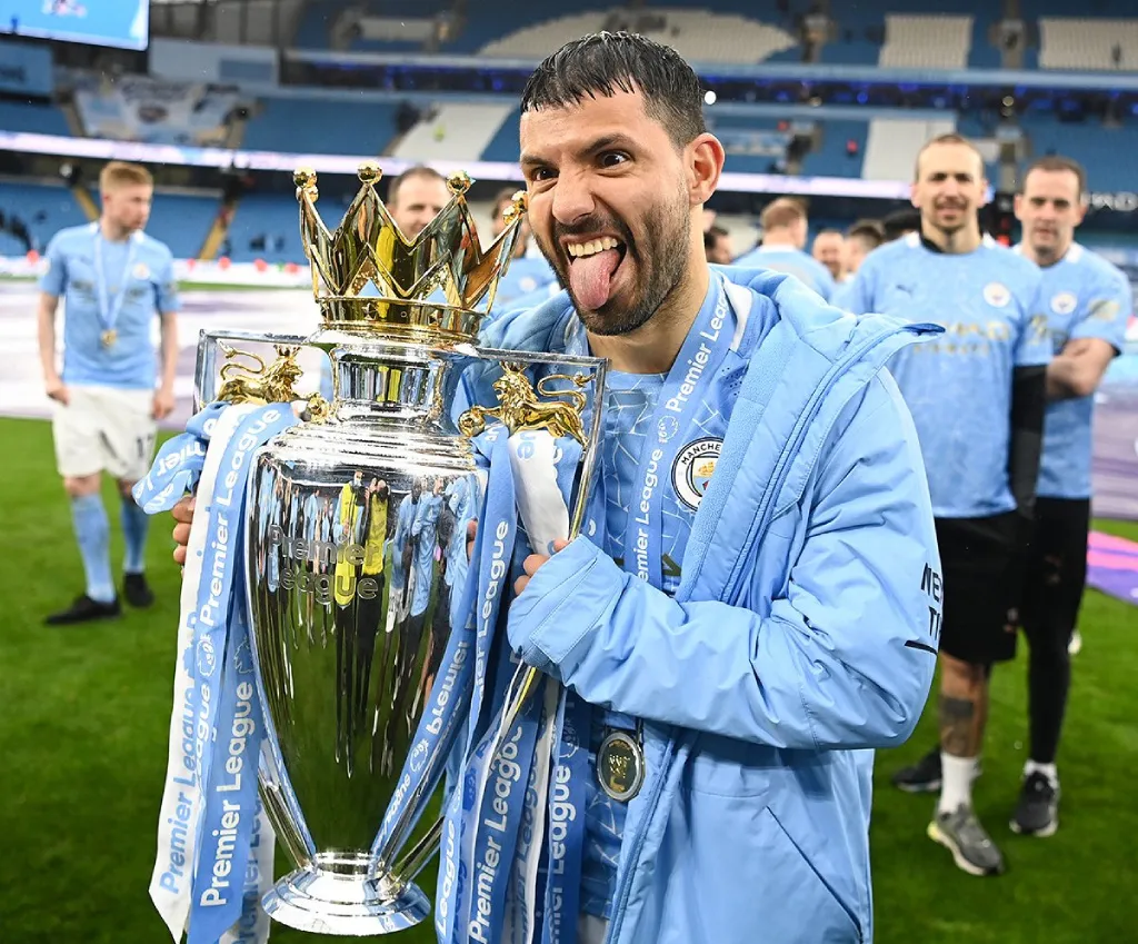 Sergio Aguero quyết định giải nghệ vì bệnh tim - Ảnh 2.