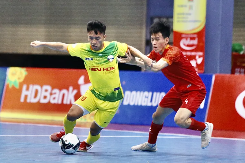Futsal | Thái Sơn Nam gia cố ngôi đầu trước sự bám đuổi của Zetbit Sài Gòn - Ảnh 3.