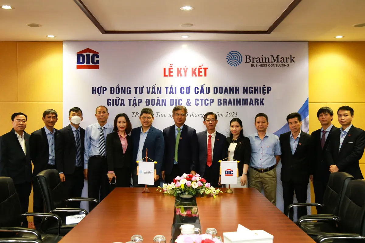 Tập đoàn DIC khởi động lộ trình tái cơ cấu doanh nghiệp toàn diện - Ảnh 1. Tập đoàn DIC khởi động lộ trình tái cơ cấu doanh nghiệp toàn diện - Ảnh 1.