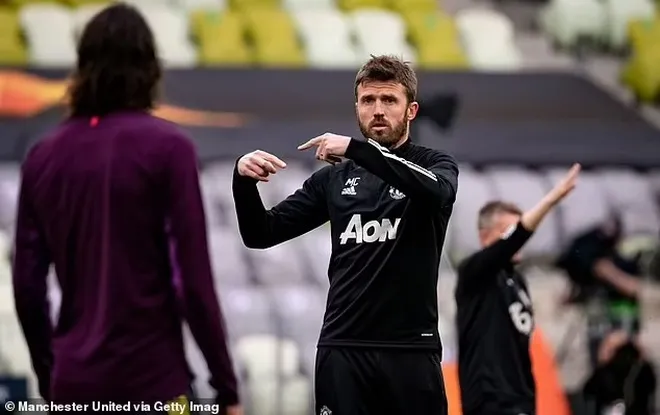 Michael Carrick không chắc chắn về tương lai tại Man Utd - Ảnh 1. Michael Carrick không chắc chắn về tương lai tại Man Utd - Ảnh 1.