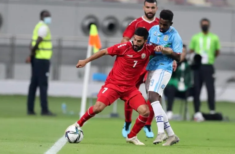 FIFA triển khai thí điểm công nghệ bắt việt vị tự động ở Arab Cup - Ảnh 1. FIFA triển khai thí điểm công nghệ bắt việt vị tự động ở Arab Cup - Ảnh 1.
