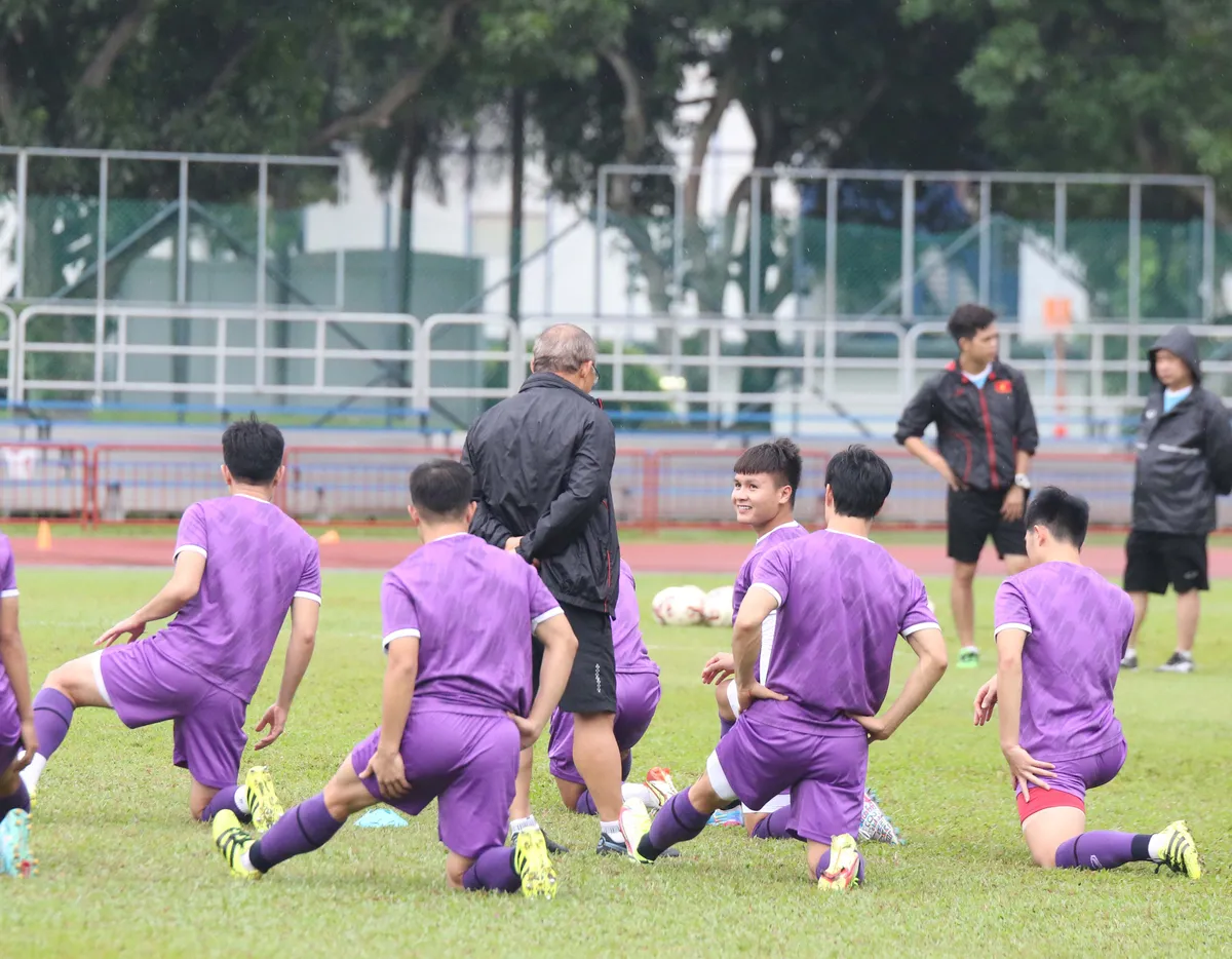 ĐT Việt Nam sẵn sàng cho trận đấu với ĐT Malaysia - Ảnh 6. ĐT Việt Nam sẵn sàng cho trận đấu với ĐT Malaysia - Ảnh 6.