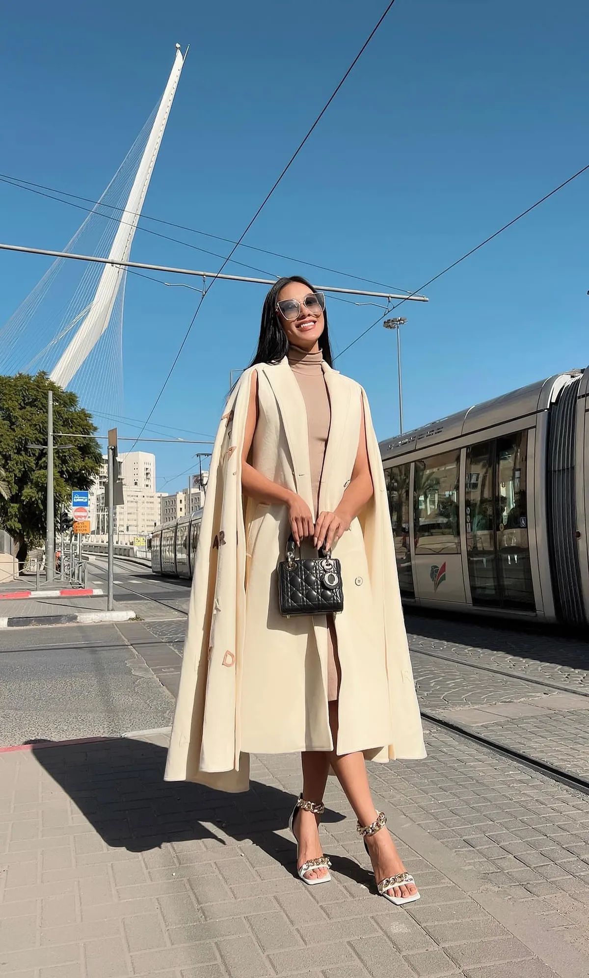 Loạt hình ảnh của Kim Duyên tại Miss Universe 2021 trước đêm Chung kết - Ảnh 43.