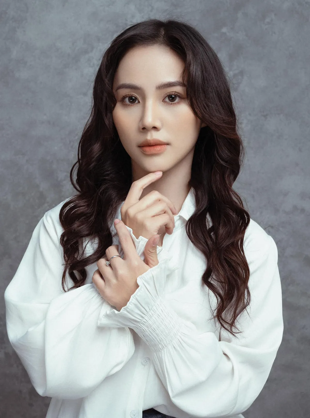 Minh Thu Phố trong làng gây thương nhớ trong bộ ảnh mới - Ảnh 3.