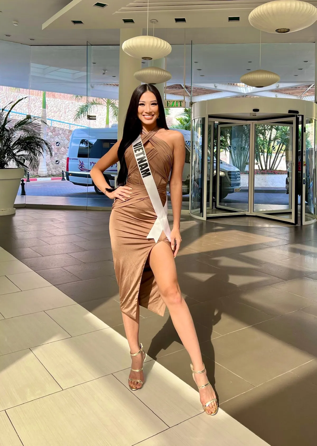 Loạt hình ảnh của Kim Duyên tại Miss Universe 2021 trước đêm Chung kết - Ảnh 16.