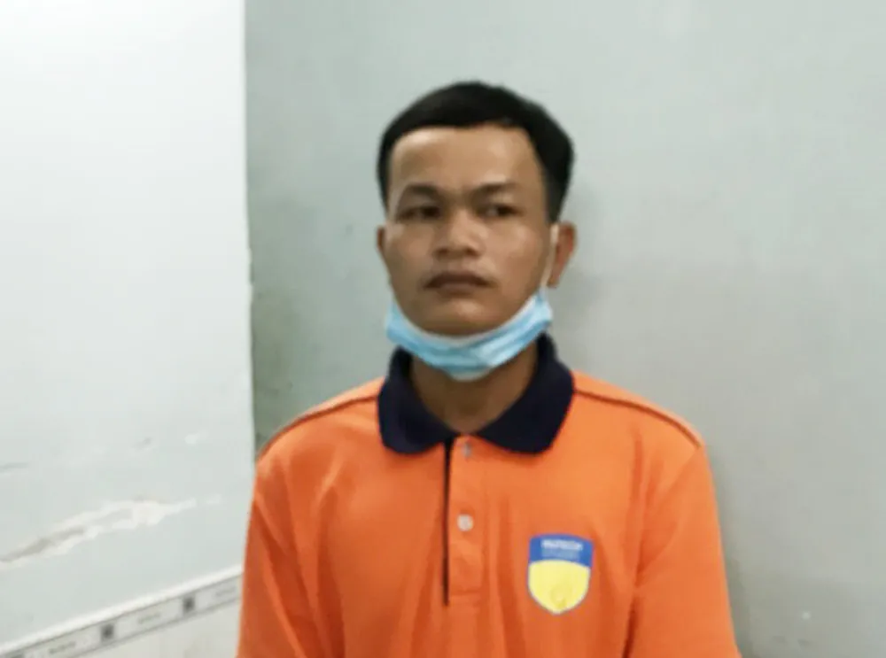 Kẻ s&aacute;t hại d&acirc;n qu&acirc;n tự vệ trong đ&ecirc;m ở phố đi bộ đ&atilde; bị bắt - Ảnh 3.