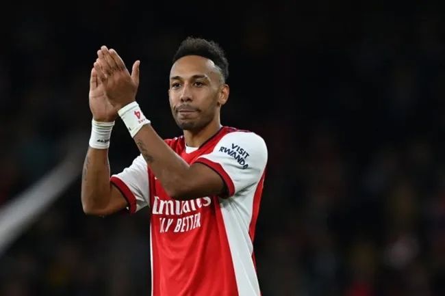 Arsenal chính thức tước băng đội trưởng của Aubameyang - Ảnh 1. Arsenal chính thức tước băng đội trưởng của Aubameyang - Ảnh 1.