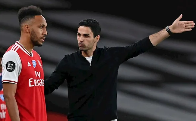 Pierre Emerick Aubameyang tiếp tục loại khỏi danh sách đăng ký của Arsenal - Ảnh 1. Pierre Emerick Aubameyang tiếp tục loại khỏi danh sách đăng ký của Arsenal - Ảnh 1.