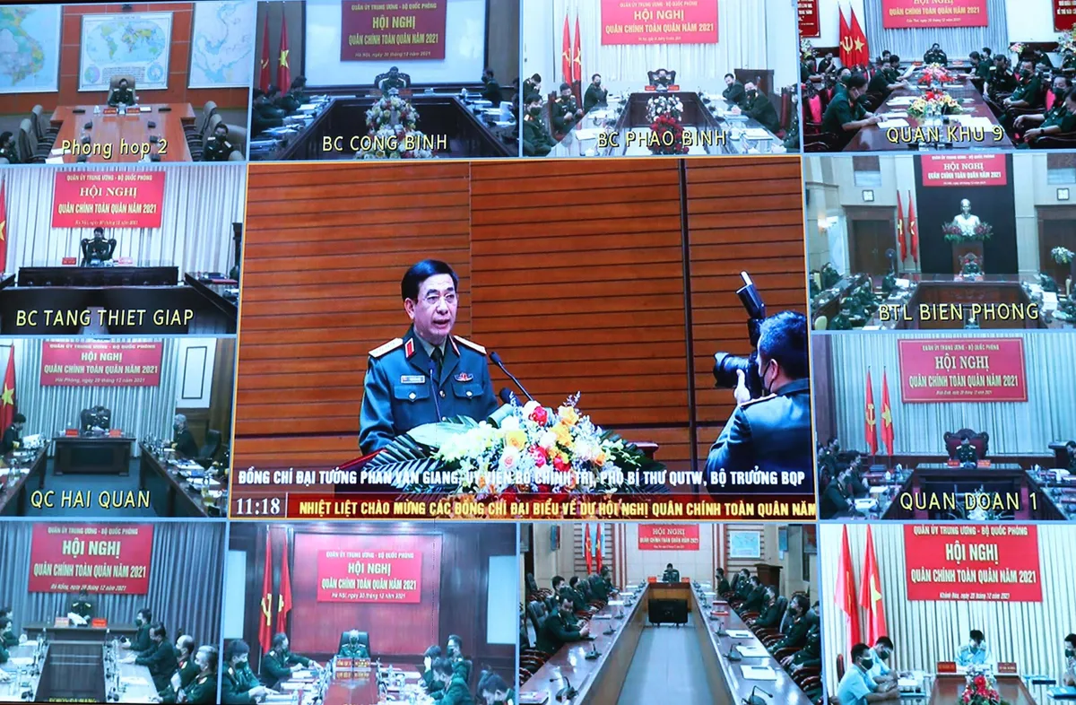 Chủ tịch nước Nguyễn Xu&acirc;n Ph&uacute;c: Người d&acirc;n ở đ&acirc;u kh&oacute; khăn, gian khổ, hiểm nguy, ở đ&oacute; c&oacute; bộ đội - Ảnh 1.