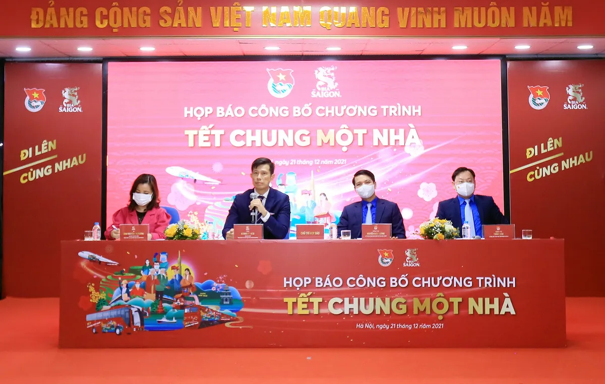 Phát động chương trình cộng đồng ‘Tết chung một nhà’ hỗ trợ lao động khó khăn về quê ăn Tết - Ảnh 4.