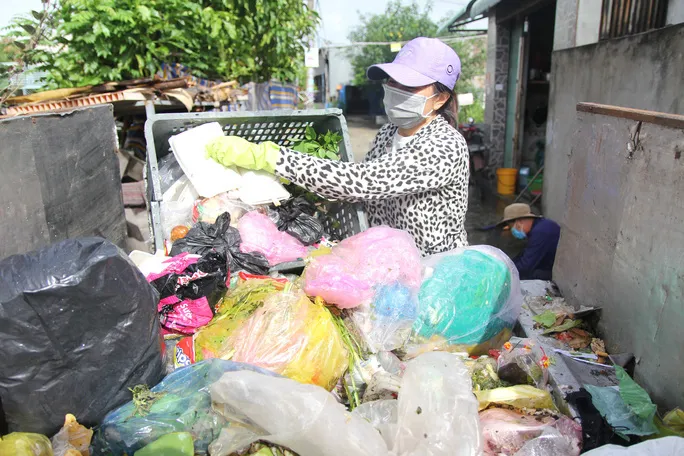 Gia tăng rác thải nhựa do ảnh hưởng của dịch COVID-19 - Ảnh 1.