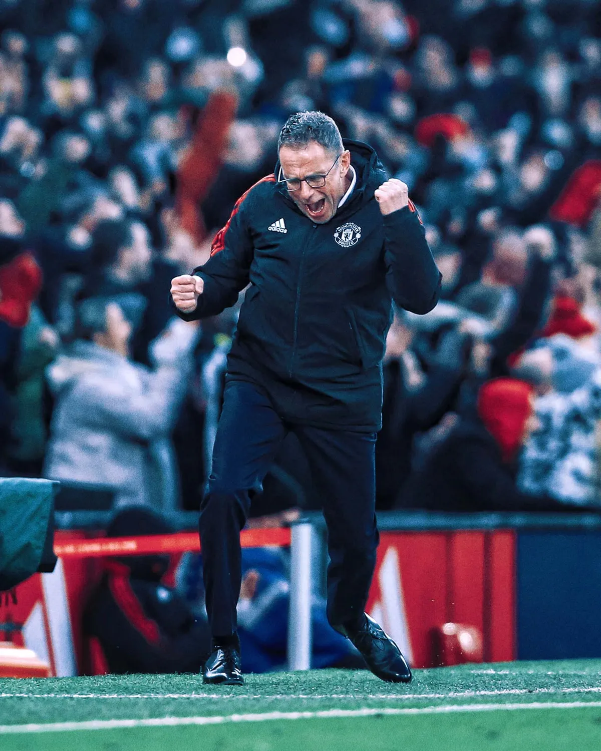 Fred ghi siêu phẩm, Man Utd thắng trận ra mắt của HLV Ralf Rangnick - Ảnh 3. Fred ghi siêu phẩm, Man Utd thắng trận ra mắt của HLV Ralf Rangnick - Ảnh 3.