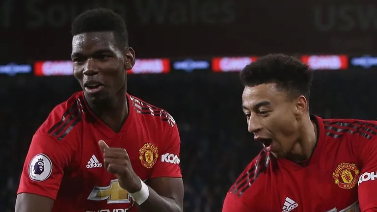 Ralf Rangnick quan tâm tới tiền vệ của Aston Villa - Ảnh 1. Ralf Rangnick quan tâm tới tiền vệ của Aston Villa - Ảnh 1.