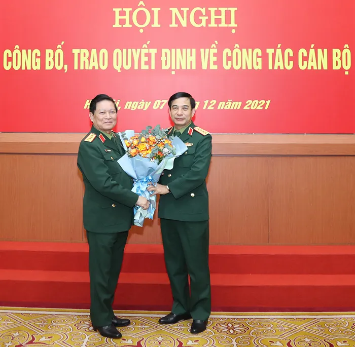 Trao quyết định nghỉ hưu và tặng thưởng cho 6 Đại tướng, Thượng tướng quân đội - Ảnh 1.