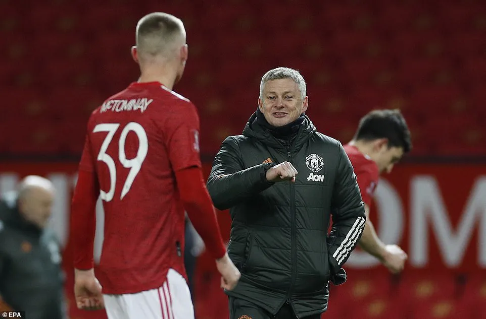 Man Utd 1-0 West Ham Utd: McTominay ghi b&agrave;n, Quỷ đỏ v&agrave;o tứ kết FA Cup - Ảnh 5.