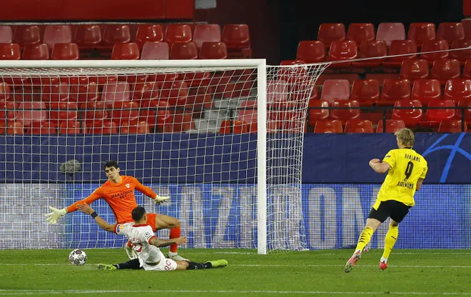 Sevilla 2-3 Dortmund: Haaland lập cú đúp, Dortmund ngược dòng ngoạn mục - Ảnh 3. Sevilla 2-3 Dortmund: Haaland lập cú đúp, Dortmund ngược dòng ngoạn mục - Ảnh 3.