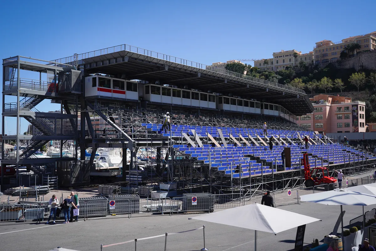Chính quyền Monaco xây dựng lại trường đua cho mùa giải 2021 - Ảnh 1. Chính quyền Monaco xây dựng lại trường đua cho mùa giải 2021 - Ảnh 1.
