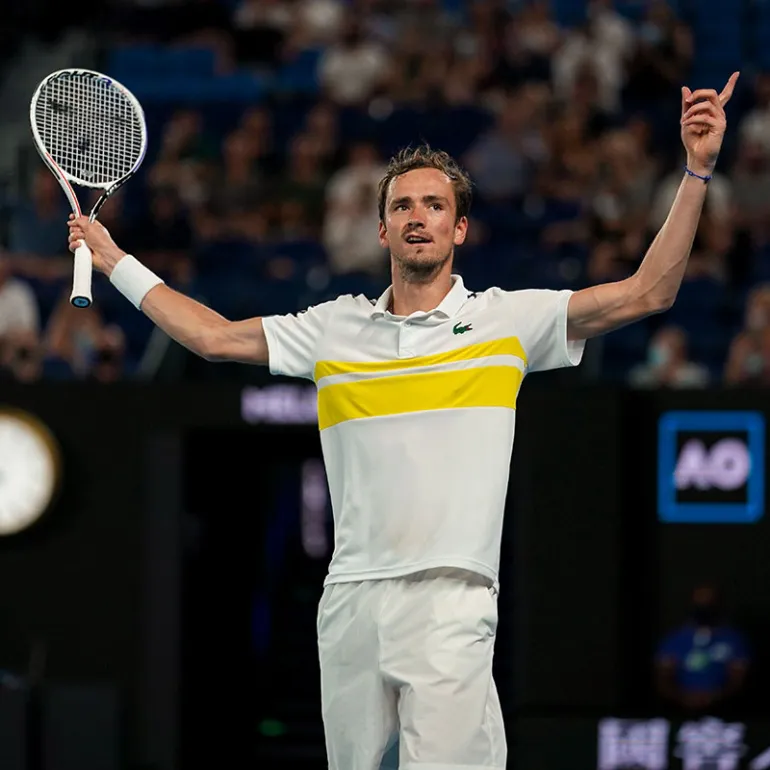 Đánh bại Tsitsipas, Medvedev gặp Djokovic ở chung kết Australia mở rộng 2021 - Ảnh 5. Đánh bại Tsitsipas, Medvedev gặp Djokovic ở chung kết Australia mở rộng 2021 - Ảnh 5.