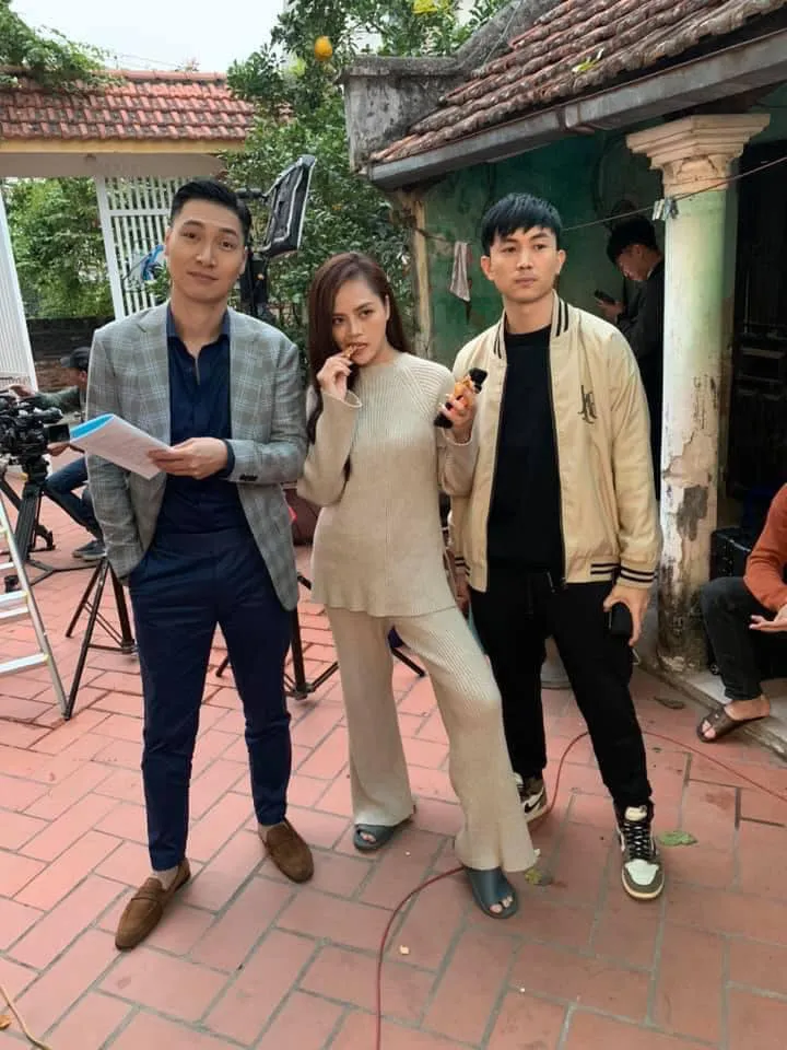 Chưa lên sóng, Hương vị tình thân đã gây sốt với dàn diễn viên chất như nước cất - Ảnh 4.