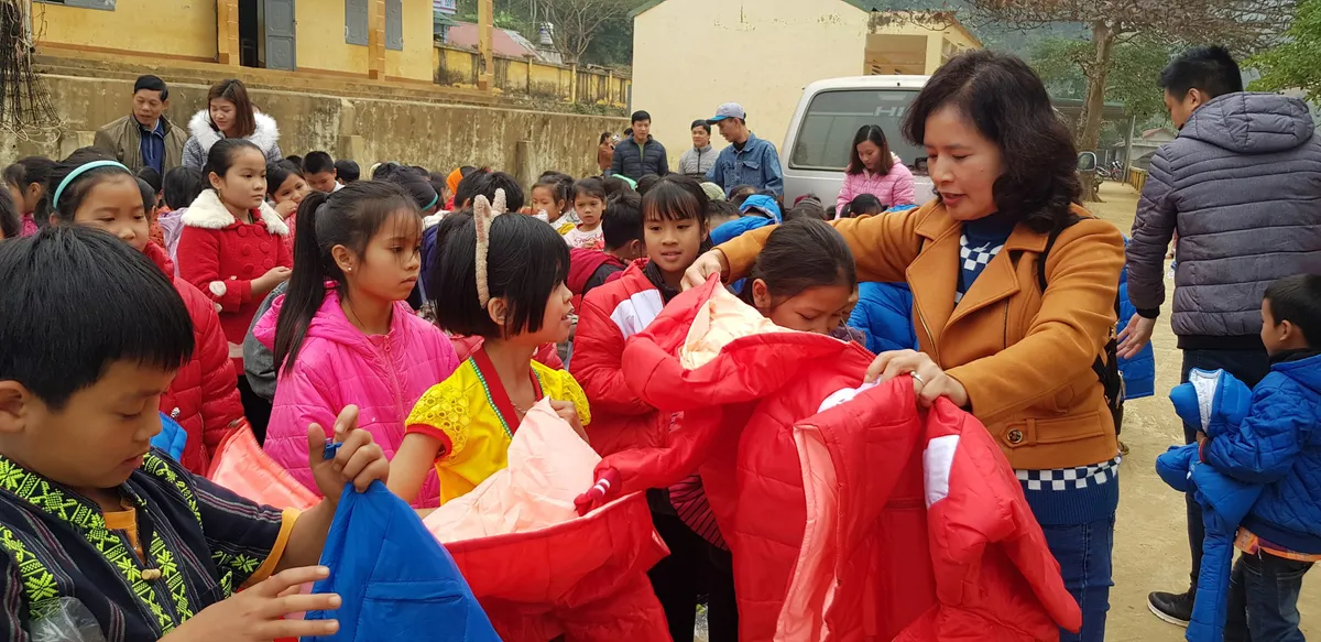 Món quà ý nghĩa cho các học sinh vùng cao dịp Tết Tân Sửu - Ảnh 4.