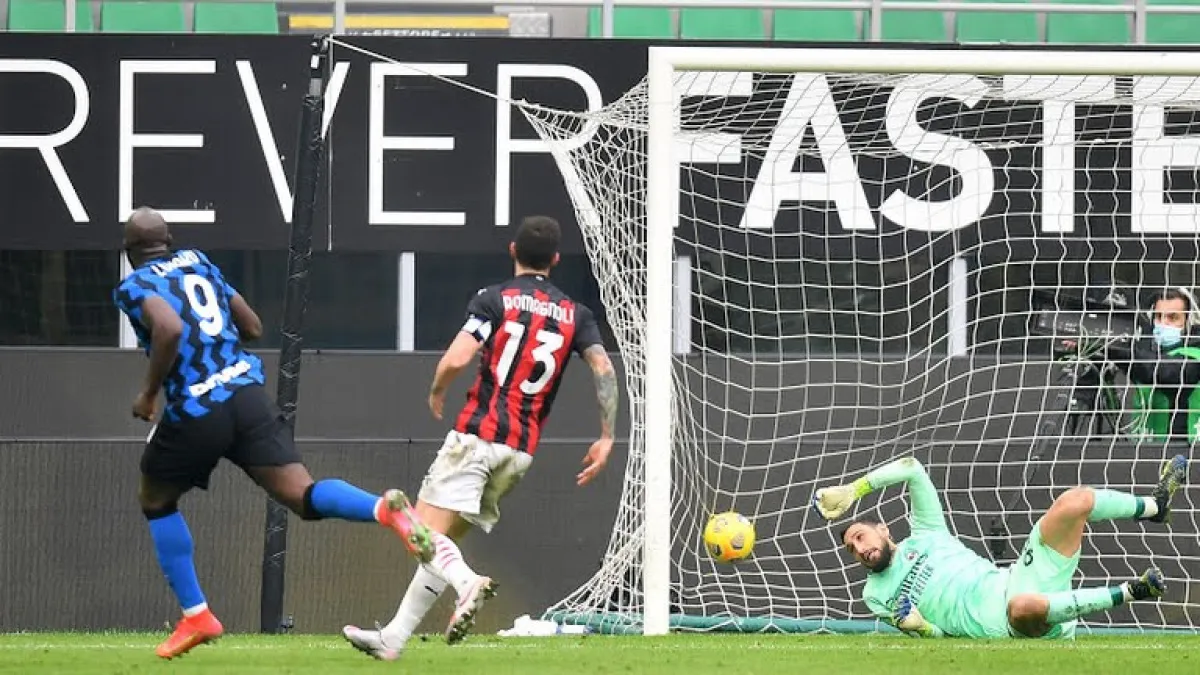 AC Milan 0-3 Inter Milan: Lukaku-Martinez tỏa sáng, AC Milan đại bại trên sân nhà - Ảnh 4. AC Milan 0-3 Inter Milan: Lukaku-Martinez tỏa sáng, AC Milan đại bại trên sân nhà - Ảnh 4.