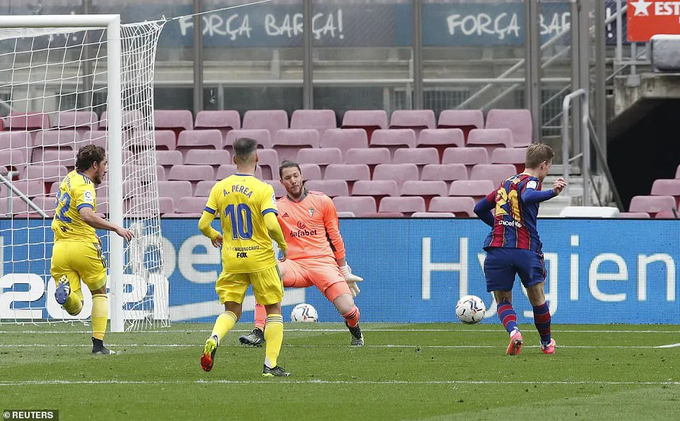 Barcelona 1-1 Cadiz: Barca mất điểm phút cuối - Ảnh 2. Barcelona 1-1 Cadiz: Barca mất điểm phút cuối - Ảnh 2.