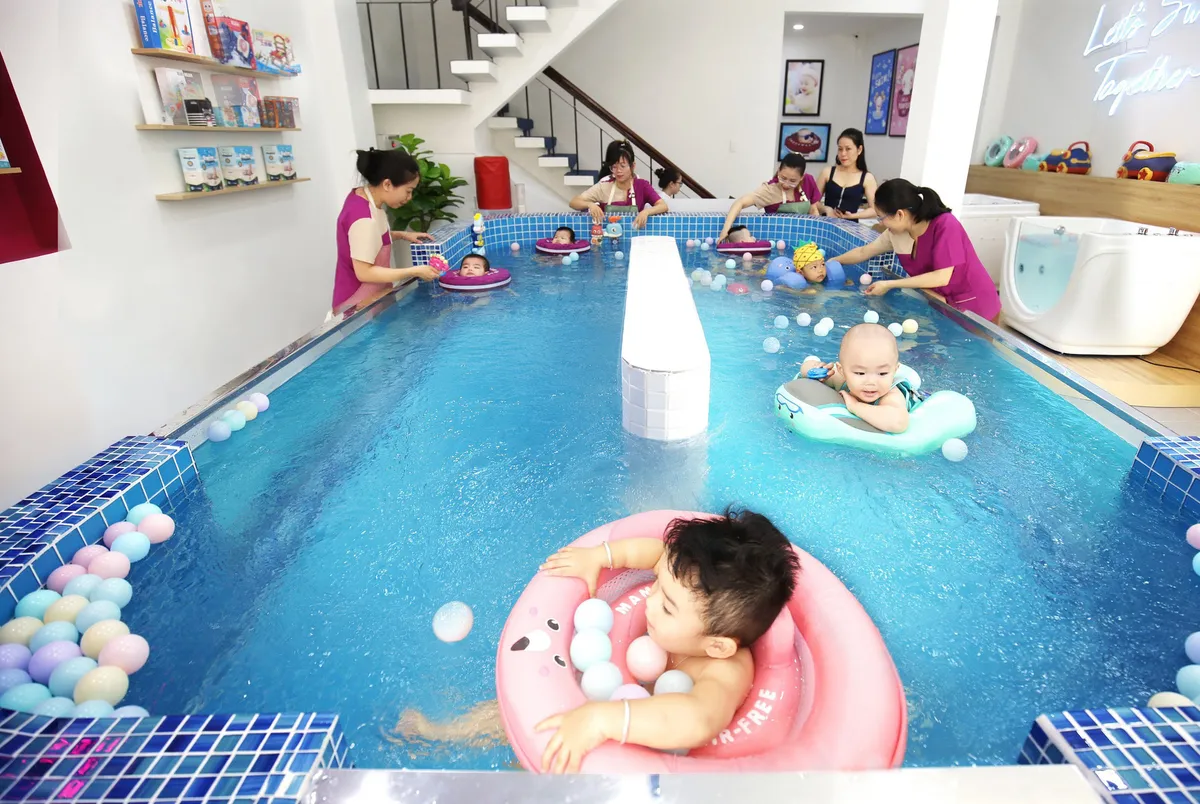 PamperMe nổi bật với dịch vụ bơi thủy liệu được nhiều người đón nhận - Ảnh 4.