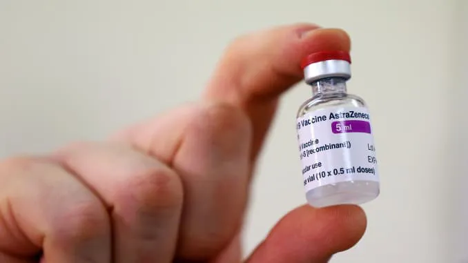 Australia tiếp nhận lô vaccine đầu tiên của AstraZeneca - Ảnh 1. Australia tiếp nhận lô vaccine đầu tiên của AstraZeneca - Ảnh 1.