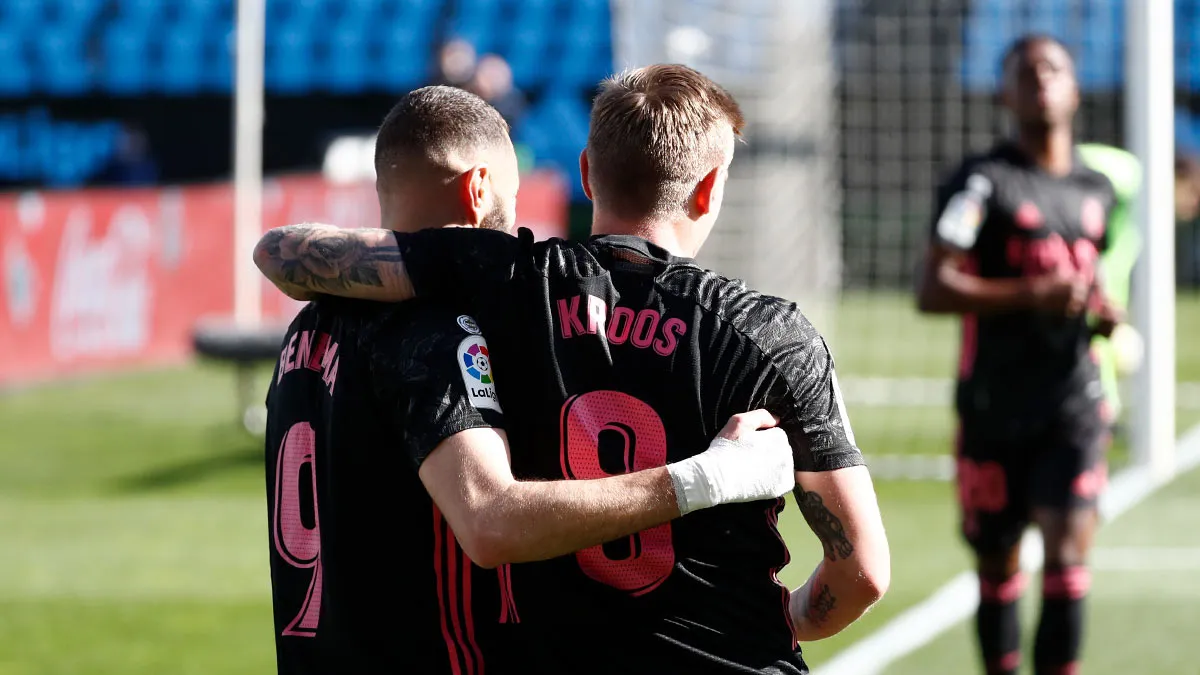 Celta Vigo 1-3 Real Madrid: Benzema tỏa sáng, Real vươn lên vị trí nhì bảng - Ảnh 1. Celta Vigo 1-3 Real Madrid: Benzema tỏa sáng, Real vươn lên vị trí nhì bảng - Ảnh 1.