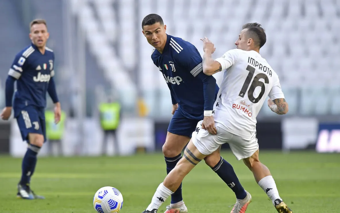 Lãnh đạo CLB Juventus khẳng định tương lai của Ronaldo - Ảnh 1.