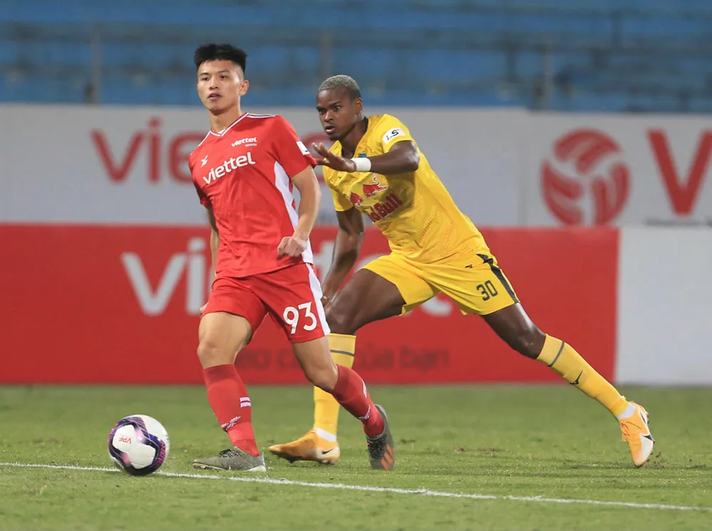ẢNH: C&ocirc;ng Phượng, Văn Thanh lập c&ocirc;ng, HAGL đ&aacute;nh bại ĐKVĐ V.League Viettel - Ảnh 7.