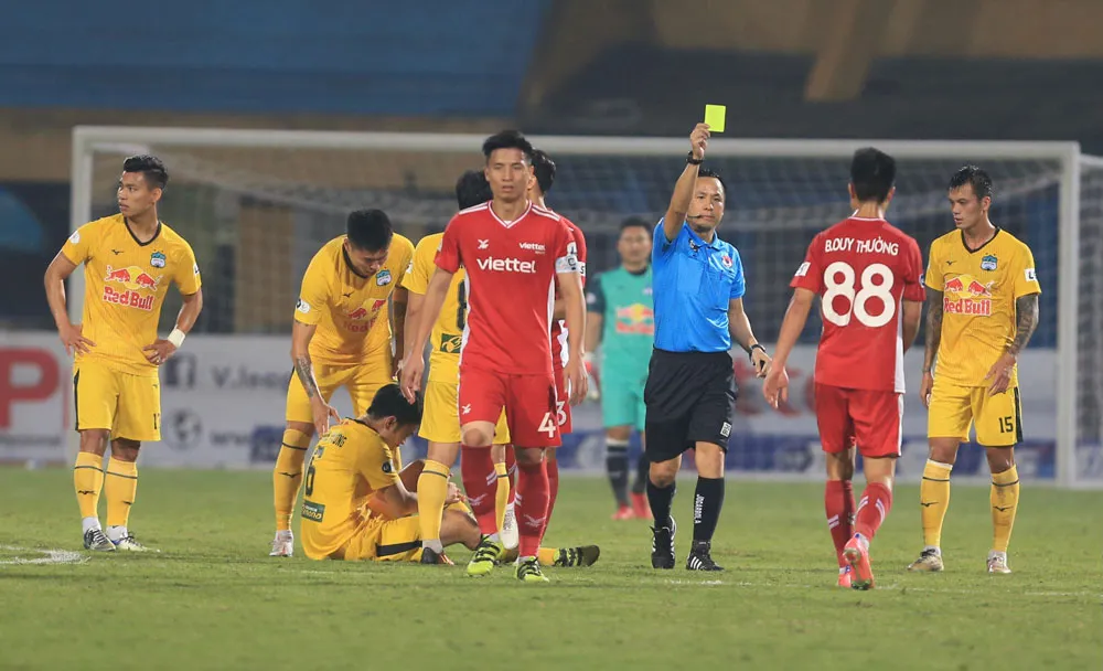 ẢNH: C&ocirc;ng Phượng, Văn Thanh lập c&ocirc;ng, HAGL đ&aacute;nh bại ĐKVĐ V.League Viettel - Ảnh 4.